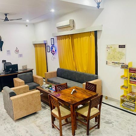 La Curcuma Luxury Homestay Khajuraho Exterior photo