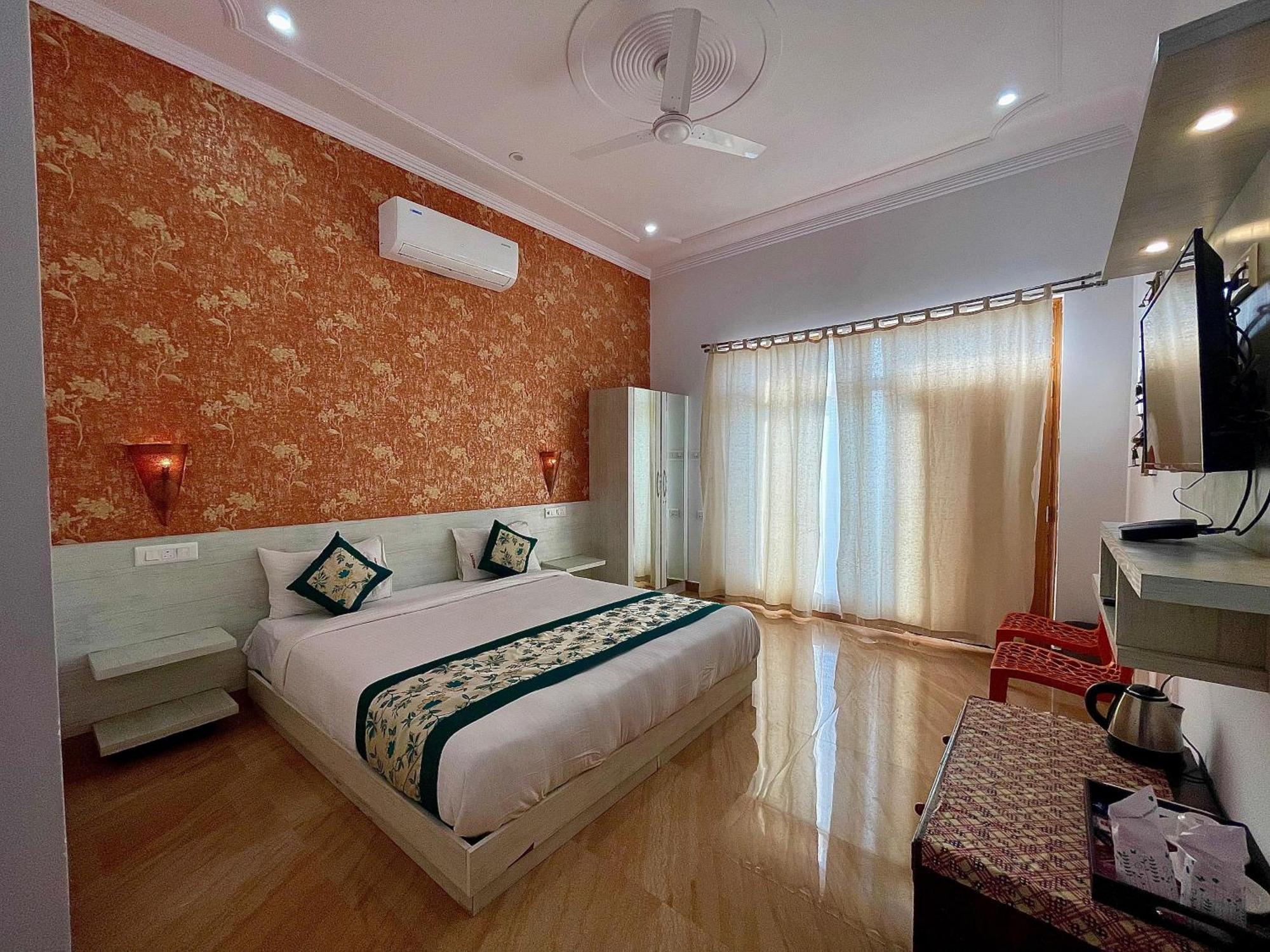 La Curcuma Luxury Homestay Khajuraho Exterior photo