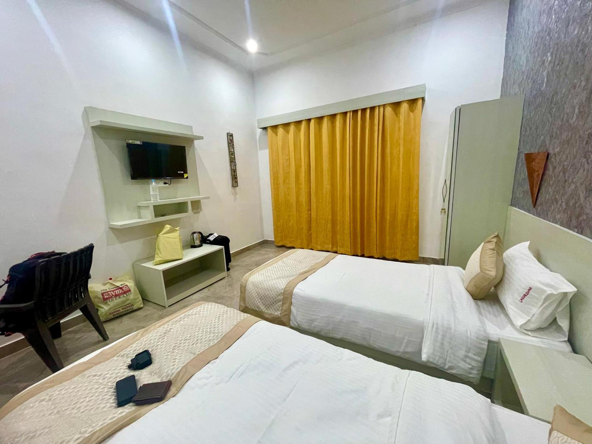 La Curcuma Luxury Homestay Khajuraho Exterior photo